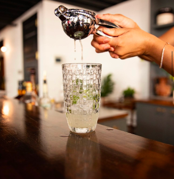 Squeezing limes